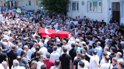 Bandırma'nın 'Delikanlı Cemal'i Mehmet Cemal Öztaylan son yolculuğuna hüzünle uğurlandı