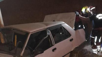 Edremit'te tek taraflı trafik kazası: 2 yaralı
