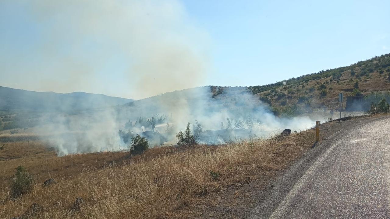 Gönen'de çıkan arazi yangınları söndürüldü