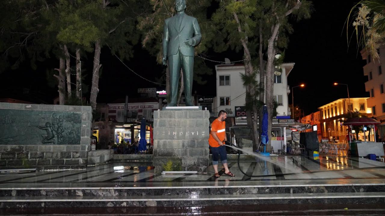 Köpüklü sularla temizlendi