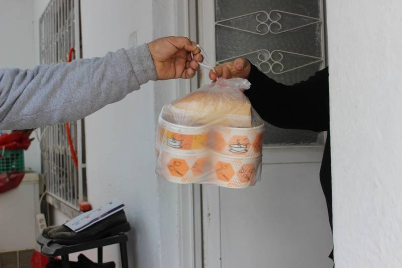 Burhaniye Belediyesi’nden binlerce haneye destek eli..