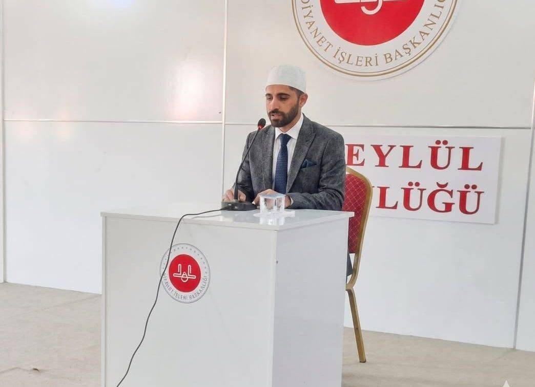 Altıeylül'de Yaz Kur'an Kursları Öncesi Eğitim Semineri Düzenlendi