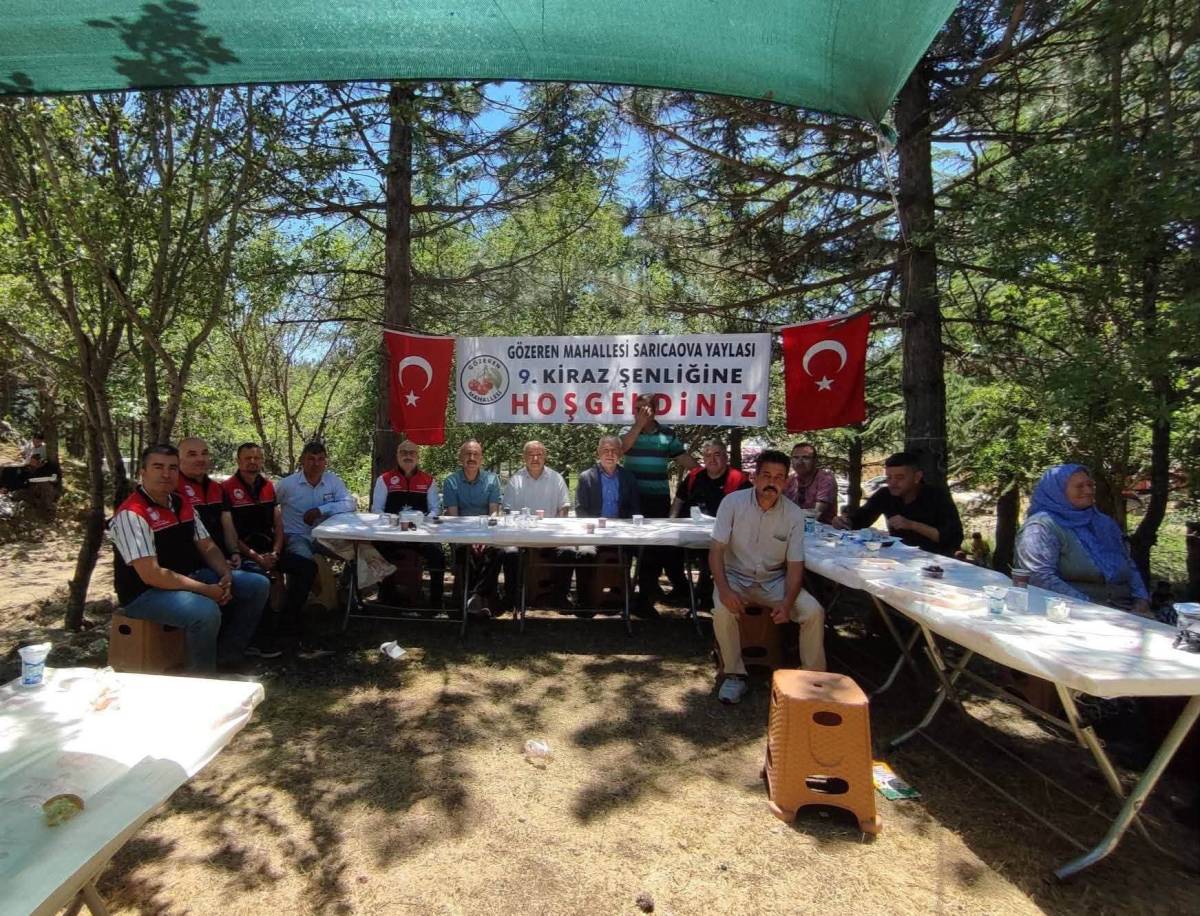Sındırgı'da 9. Kiraz Şenliği Coşkusu