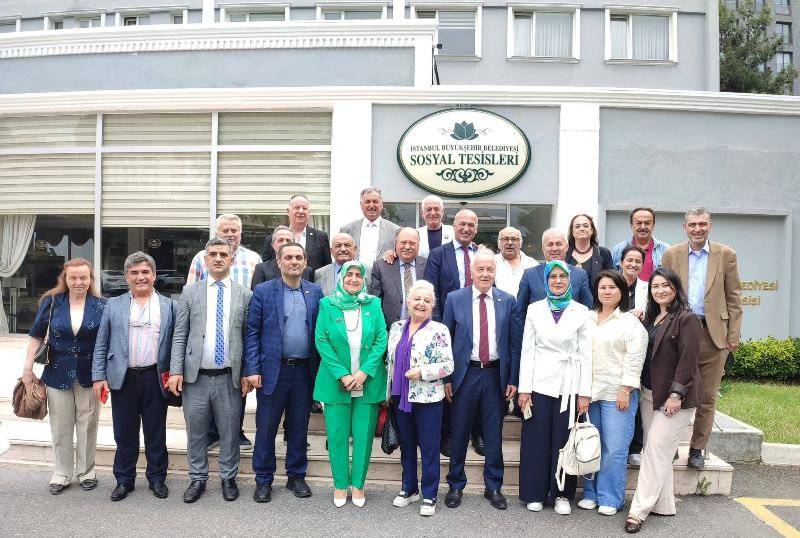 Dünya Karadenizliler Konfederasyonu çalışmalarına hızlı başladı.