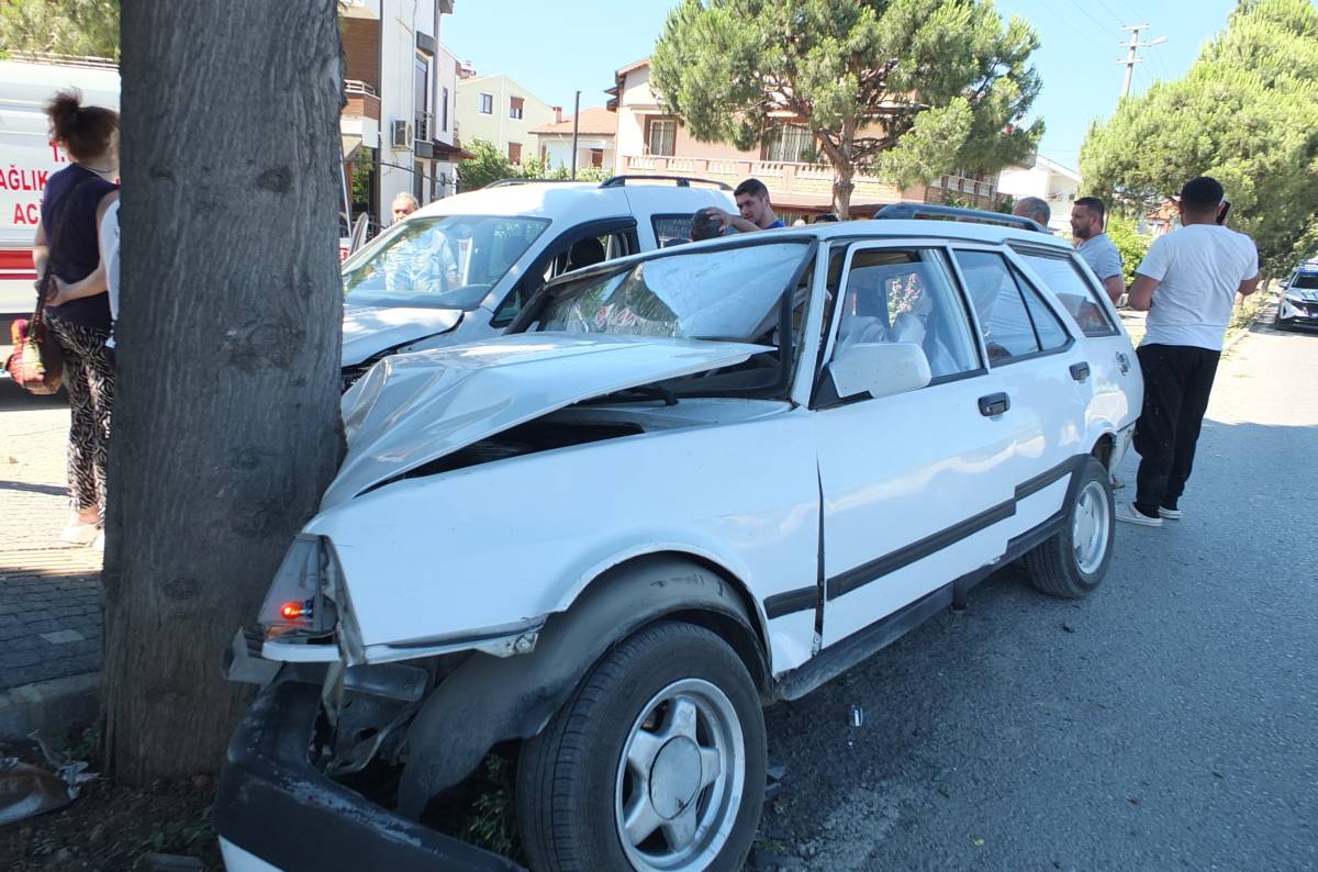 Burhaniye’de meydana gelen trafik kazasında bir kişi yaralandı