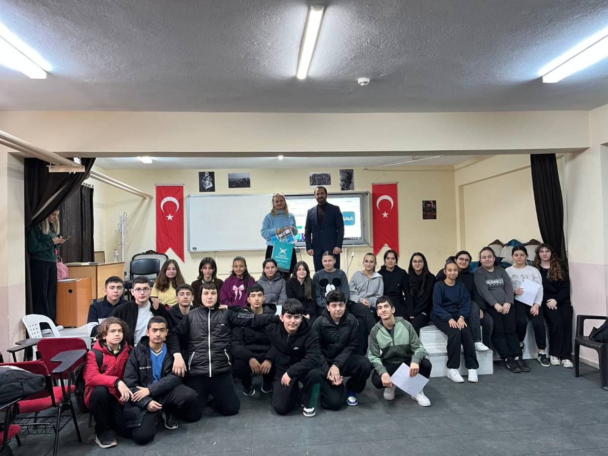 Burhaniye’de TÜGVA Başkanı Karahanlı veda etti