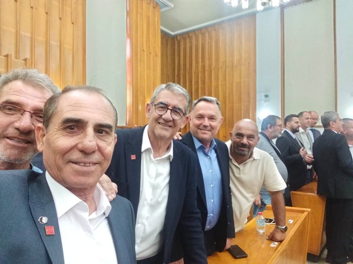 CHP Edremit Örgütü TBMM'de Grup Toplantısına Katıldı