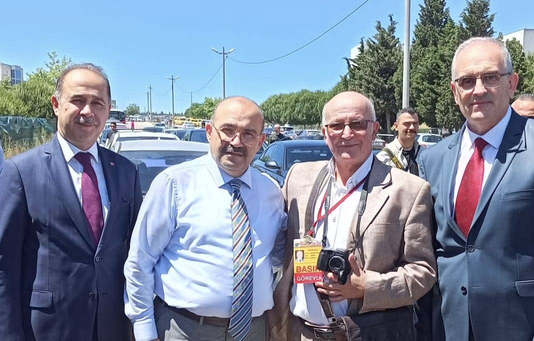 Vali Ustaoğlu Üniversite Camii İnşaatını İnceledi