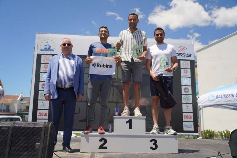 Edremit Yarı Maratonu büyük coşkuyla gerçekleşti