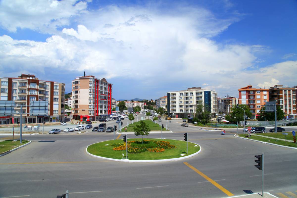 Edremit il olmayı hak ediyor