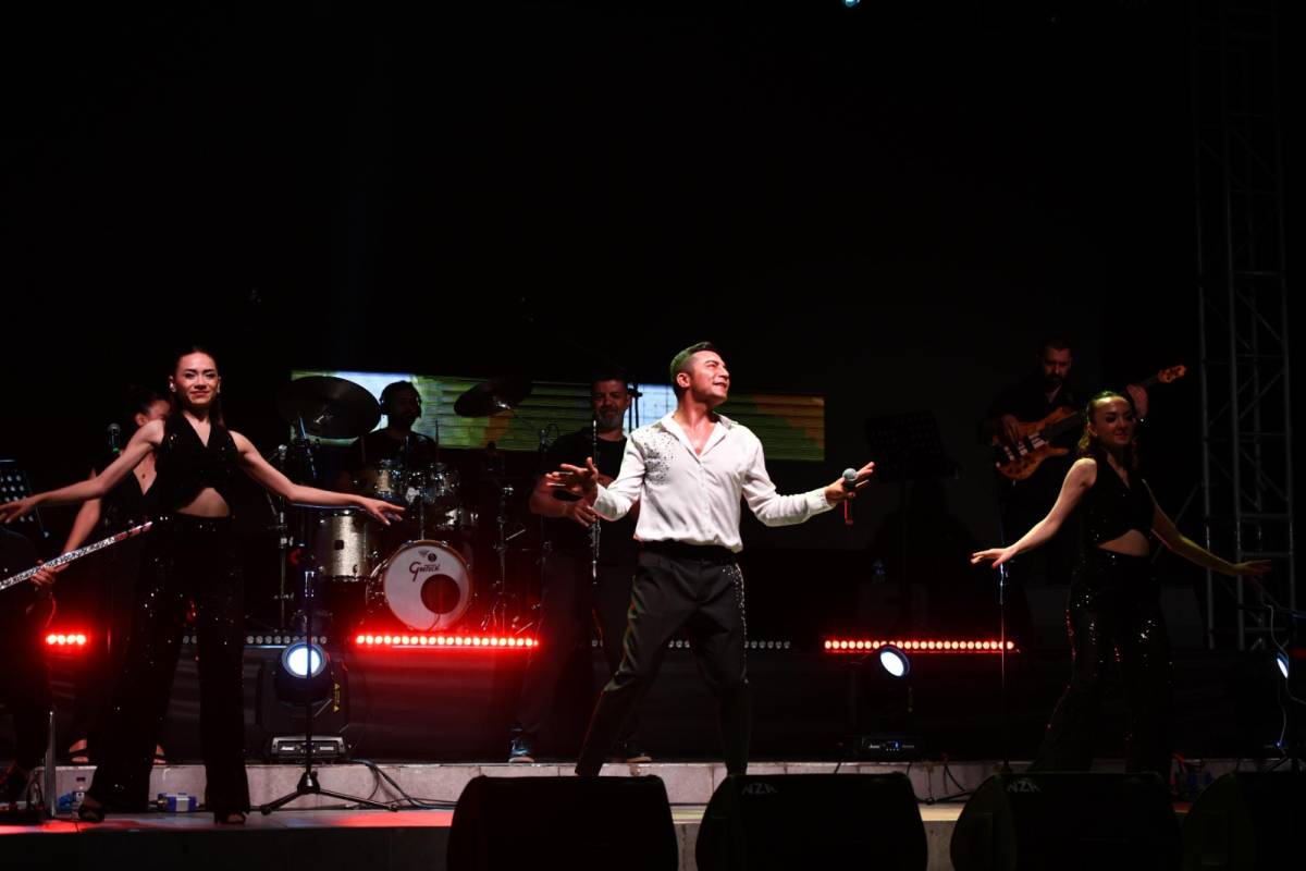 Büyükşehir’in Yaz Konserleri Yoğun İlgi Görüyor