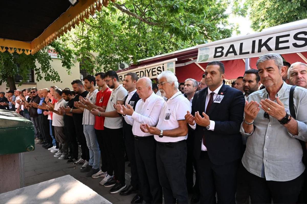 CHP Dursunbey İlçe Başkanı Mustafa Kemal Aydınöz Son Yolculuğuna Uğurlandı