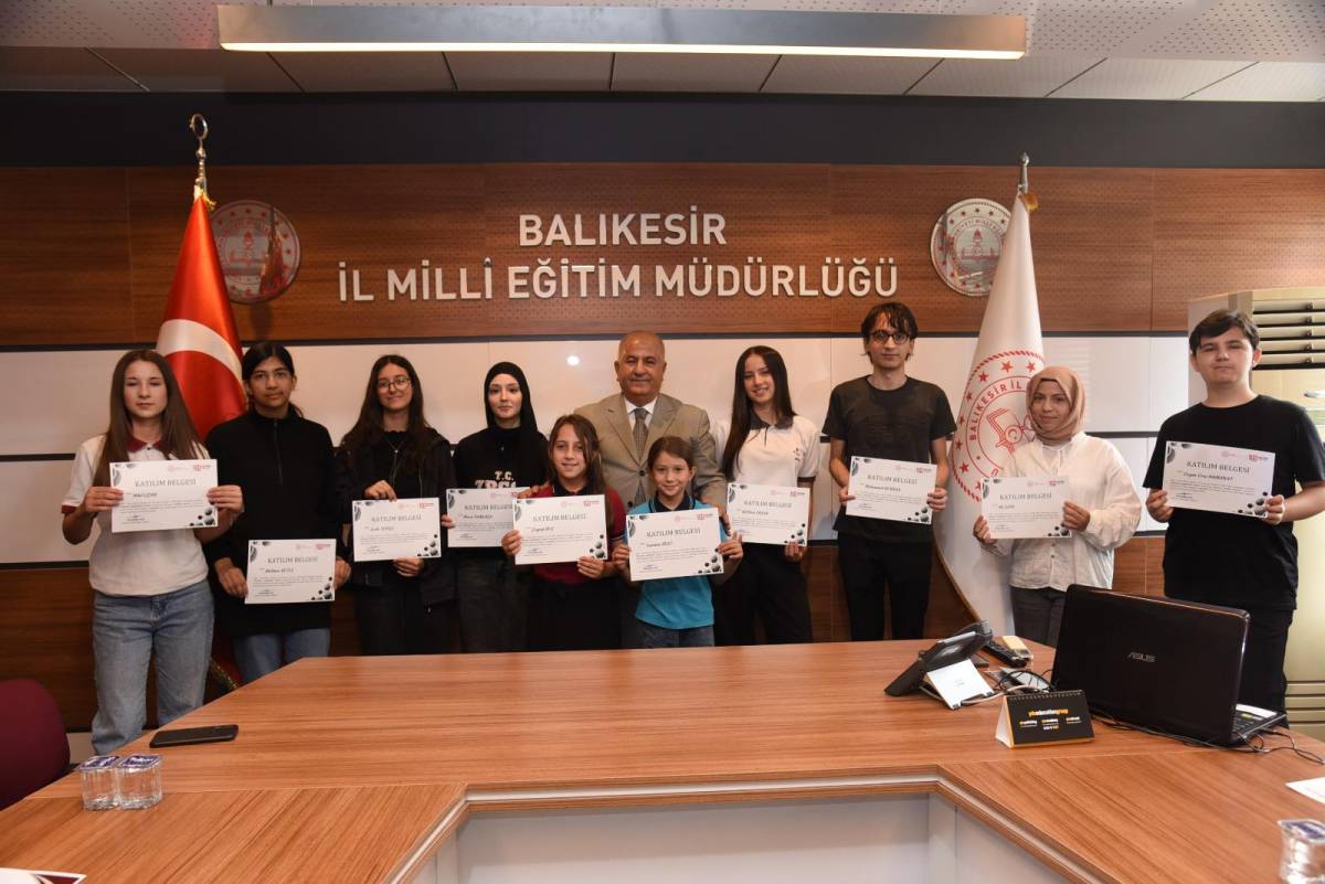 Kültürden Dile, Dilden Başarıya: Ödül Töreninde Gurur Dolu Anlar