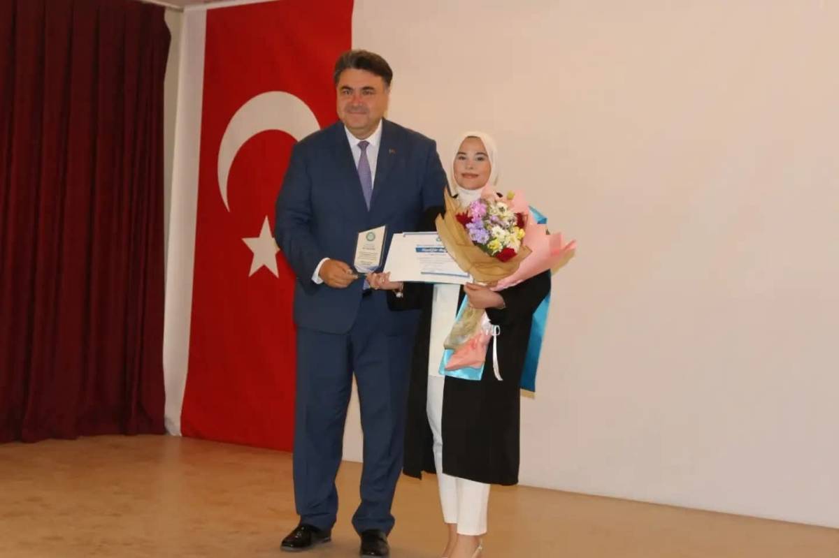 BAÜN Havran Meslek Yüksekokulunda mezuniyet coşkusu