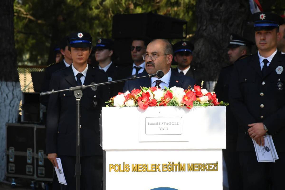Balıkesir POMEM'de mezuniyet coşkusu: Genç polisler göreve hazır