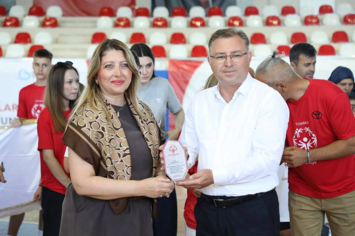 Özel Olimpiyatlar Türkiye Edremit Oyunları 140 sporcuyu buluşturdu