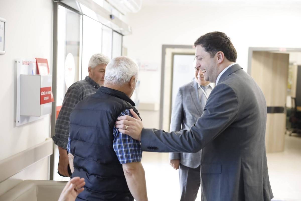 İl Sağlık Müdürü Dr. Miraç Çavdar’dan İvrindi Devlet Hastanesi’ne değerlendirme ziyareti