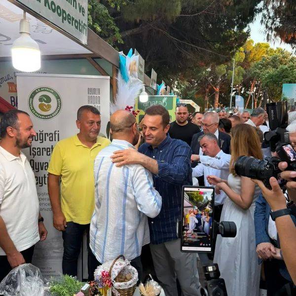 Ayvalık'ın Yöresel Lezzetleri Aromaterapi Festivali'nde İlgi Odağı Oldu