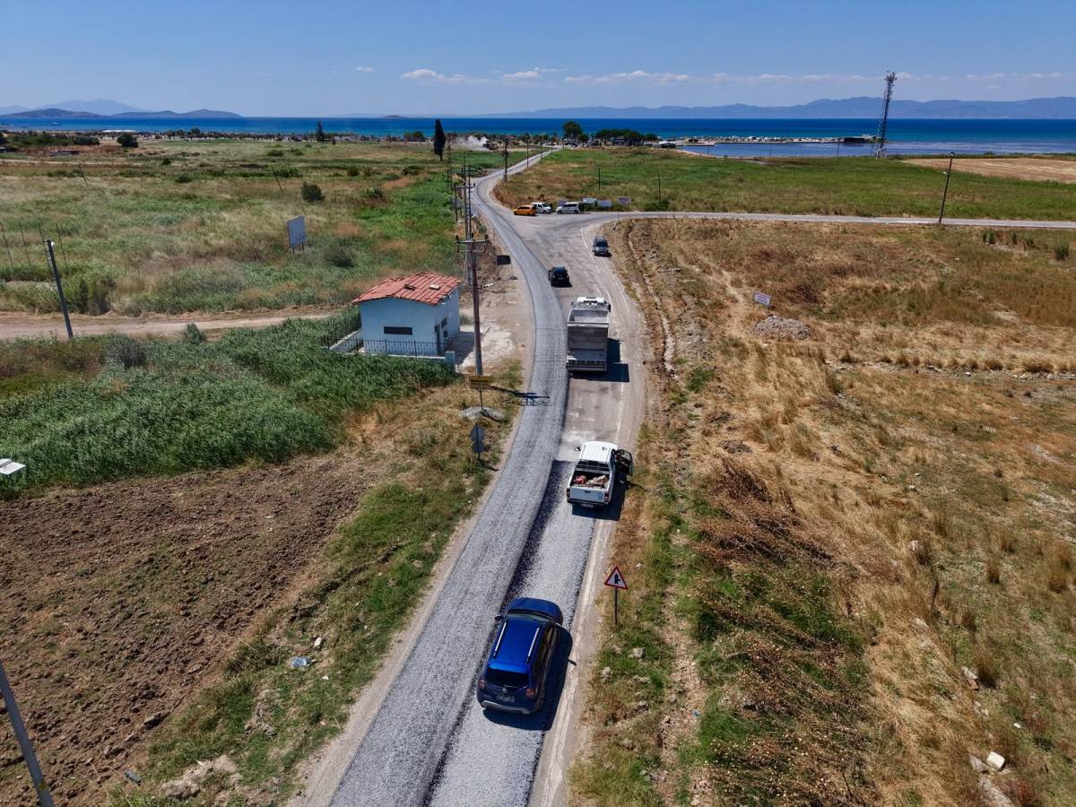 Gömeç sahil yolunda konforlu ulaşım dönemi başladı