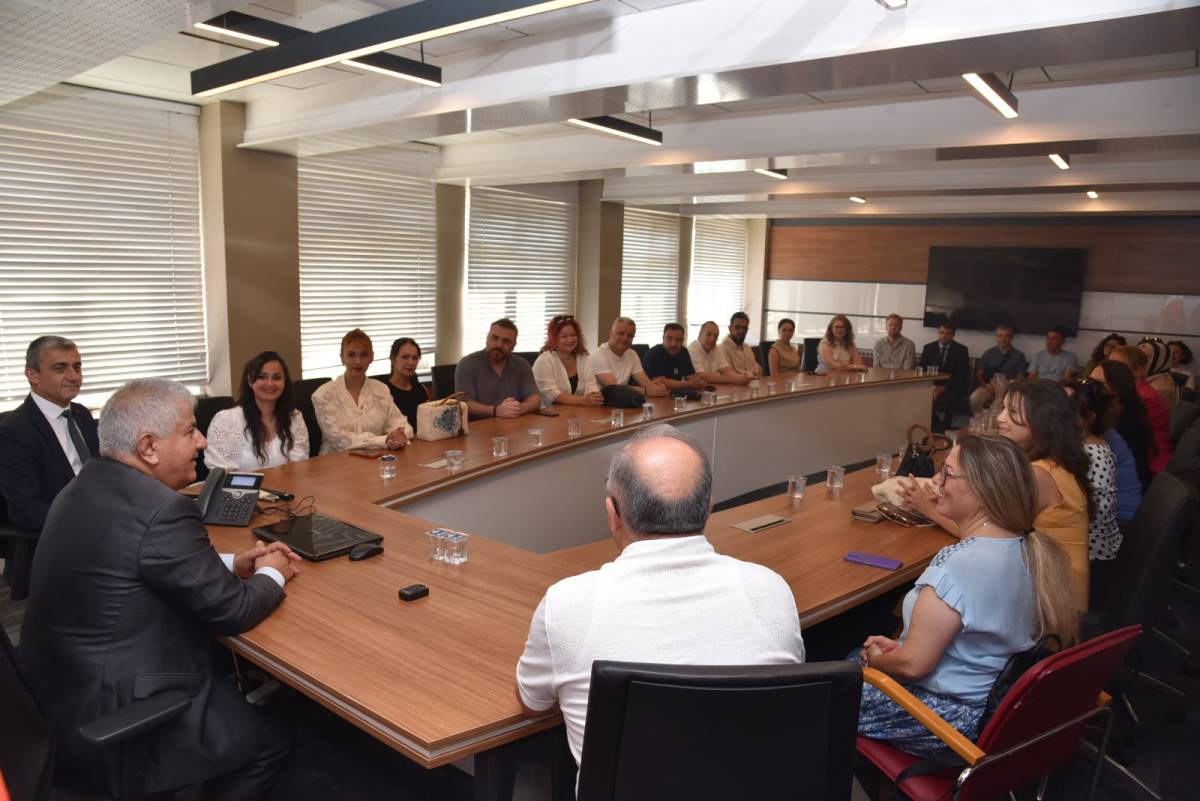 Balıkesir Maarif Orkestrası ve Halk Dansları Topluluğunun Başarısı Belgelerle Taçlandı