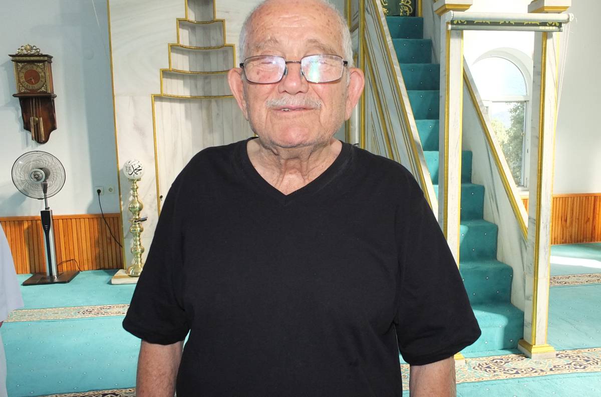 Ören Cami'nin en yaşlı cemaati oldu