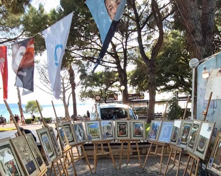 Burhaniye'de Zeytinname Sergisi İlgi Gördü