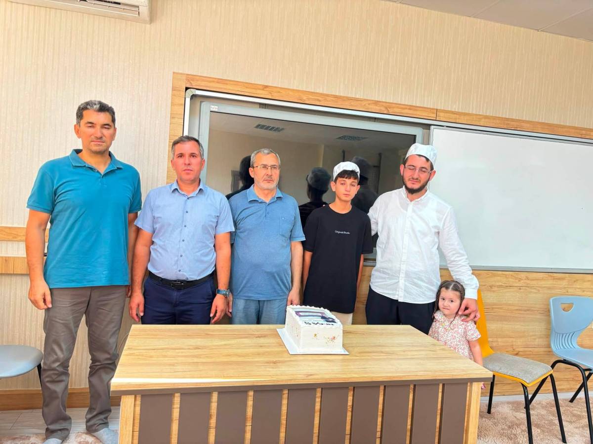 Burhaniye’de İmam Hatip Ortaokulu Kur'an Kursu ilk meyvesini verdi