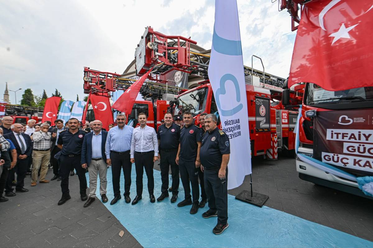 Balıkesir İtfaiyesi yeni araçlarla gücüne güç kattı