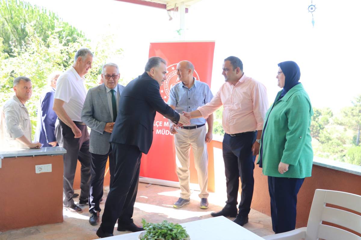 Edremit'te Hayat Boyu Öğrenme Komisyonu Tahtakuşlar'nda toplandı