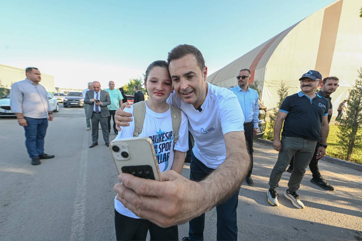 Büyükşehir, atıl depoları modern spor kompleksine dönüştürdü