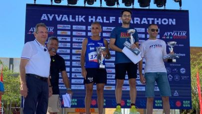 3.⁠ ⁠Uluslararası Ayvalık Yarı Maratonu Tamamlandı